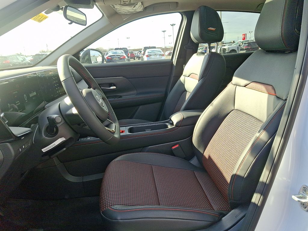 2026 Nissan KICKS SR AWD - Photo 8
