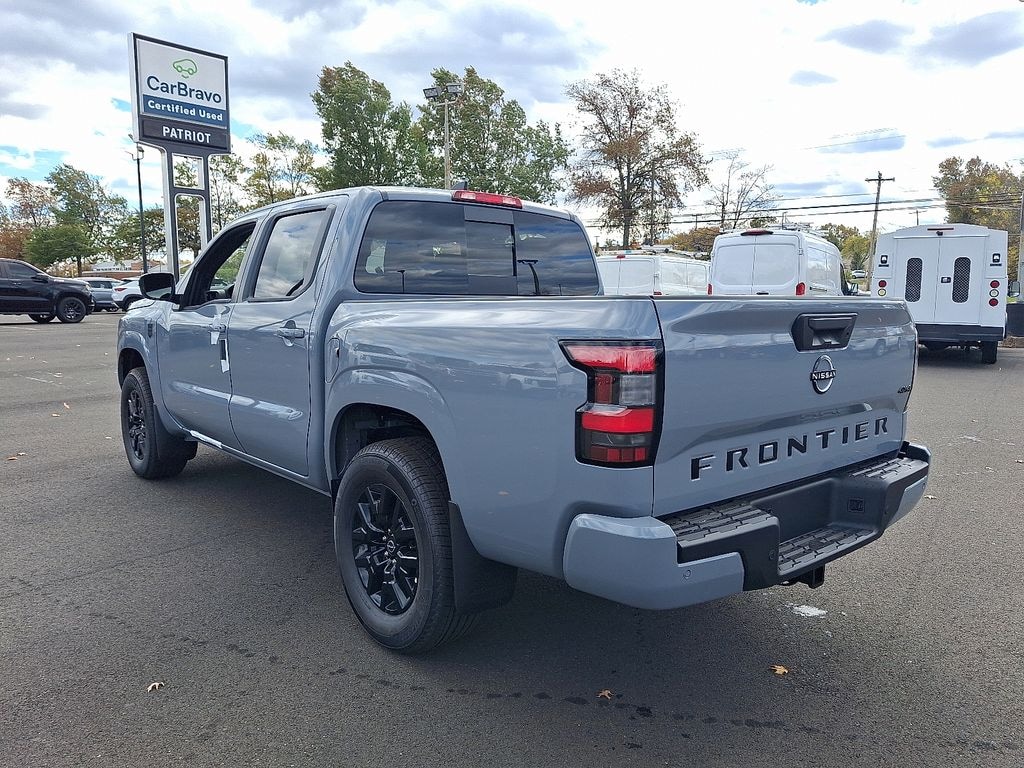 New 2026 Nissan Frontier SV Truck Crew Cab