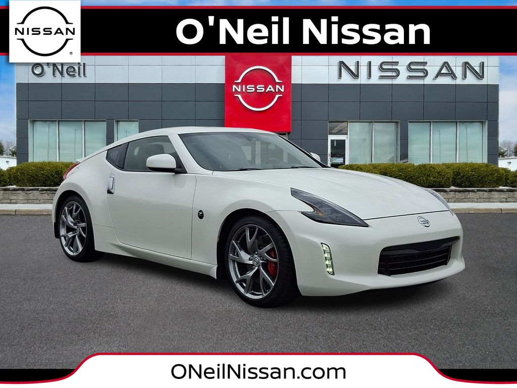 2017 Nissan 370Z Coupe Sport 7A/T's photo