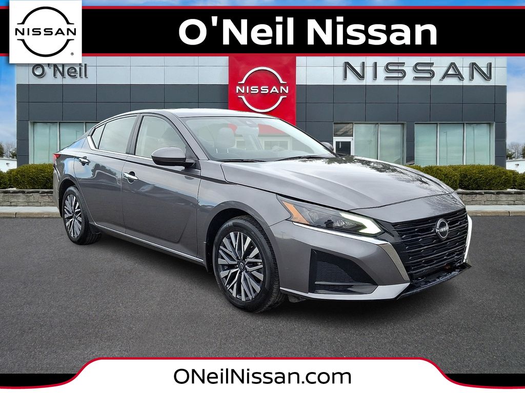 2024 Nissan Altima SV