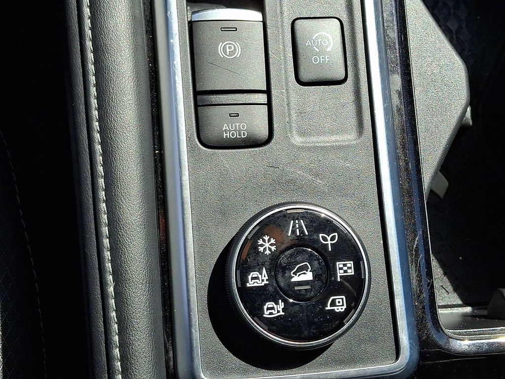 2023 Nissan Pathfinder SV - Photo 26