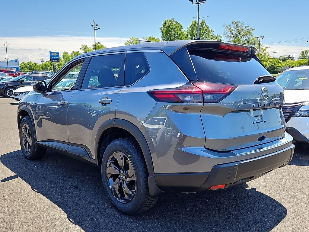 New 2026 Nissan Rogue SV SUV