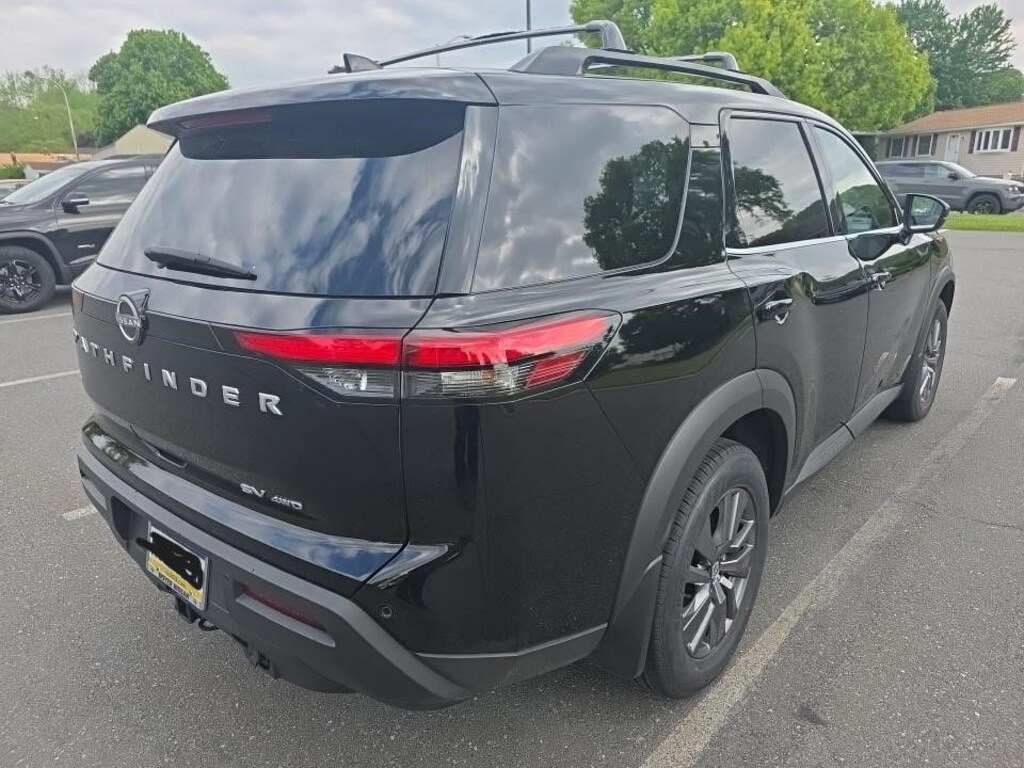 Certified 2023 Nissan Pathfinder SV SUV