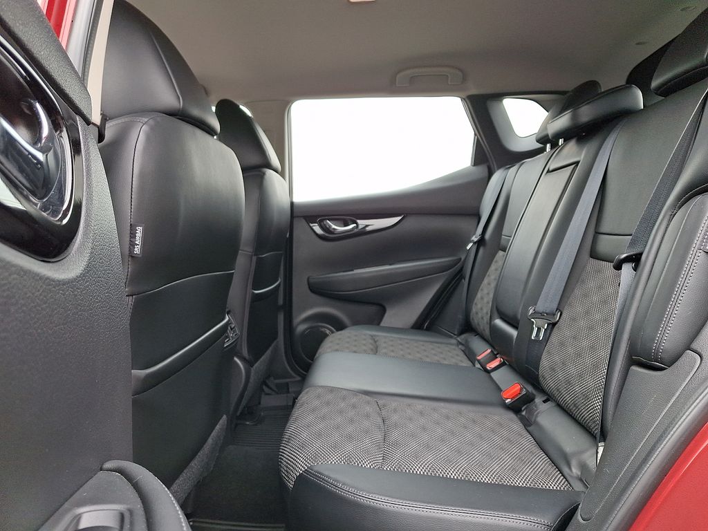 2022 Nissan Rogue Sport SV - Photo 10