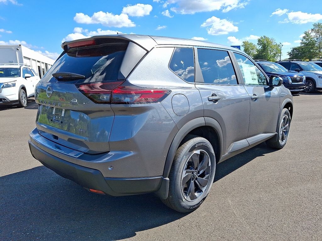 New 2026 Nissan Rogue SV SUV