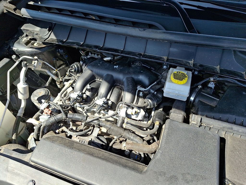2023 Nissan Pathfinder SV - Photo 28