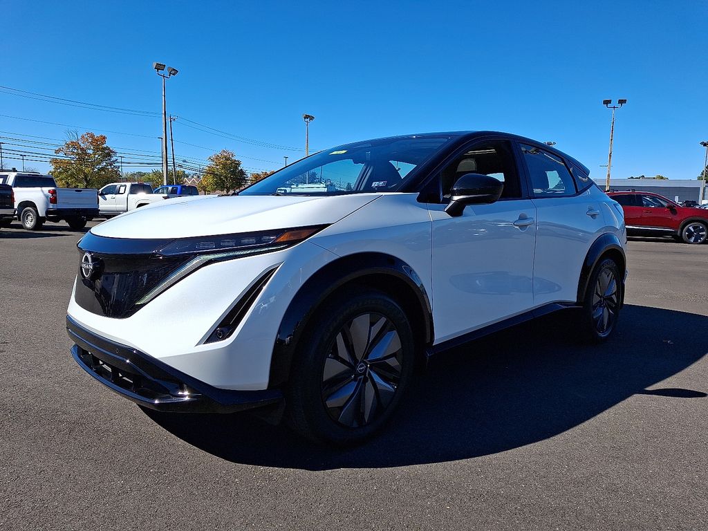 2024 Nissan ARIYA Engage Evolve+ Empower photo 3