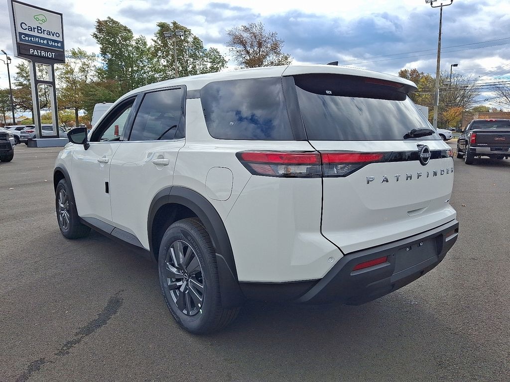 New 2025 Nissan Pathfinder S SUV