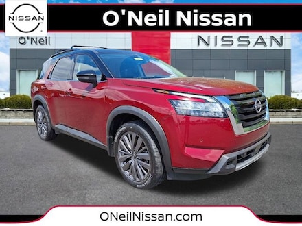 2023 Nissan Pathfinder SL SUV