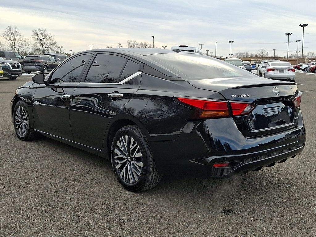 Certified 2025 Nissan Altima SV Sedan