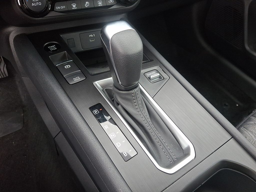 2026 Nissan KICKS SV AWD - Photo 11