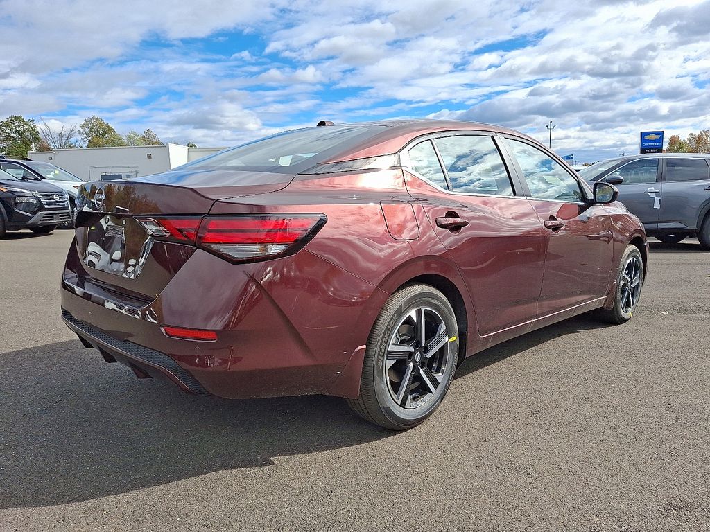 2025 Nissan Sentra SV photo 4