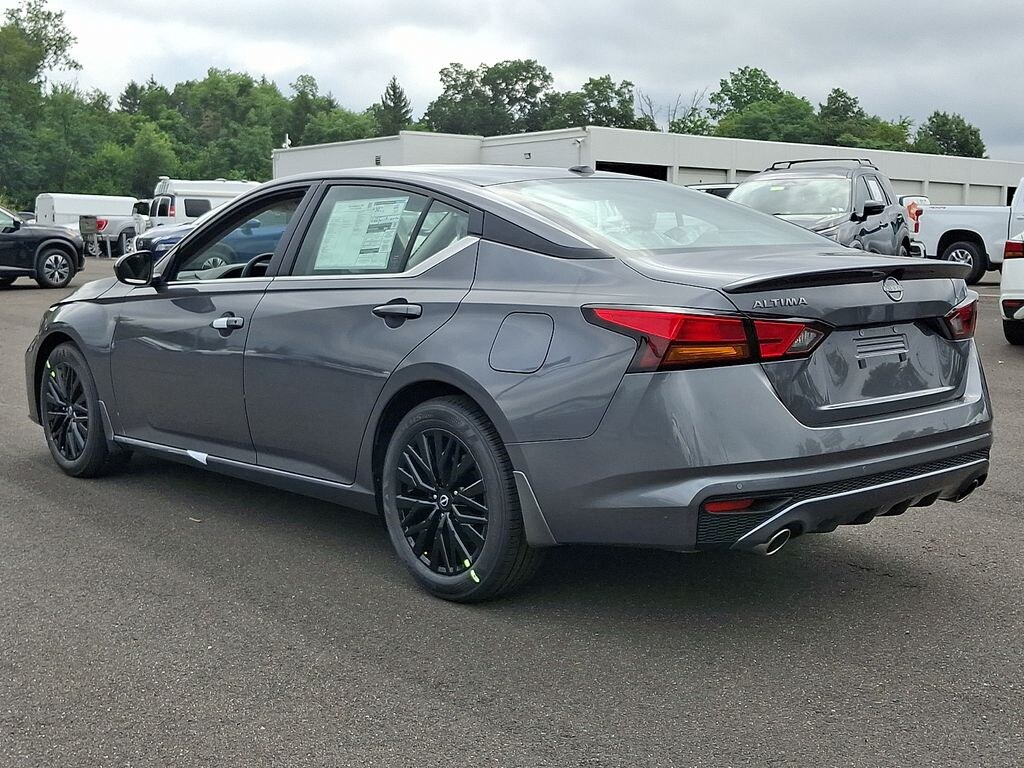 New 2026 Nissan Altima SV Sedan