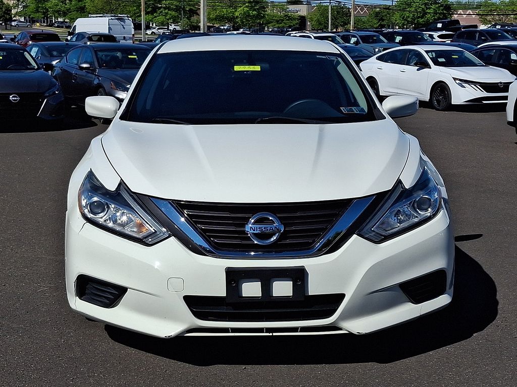 Used 2016 Nissan Altima S with VIN 1N4AL3AP9GC277172 for sale in Warminster, PA