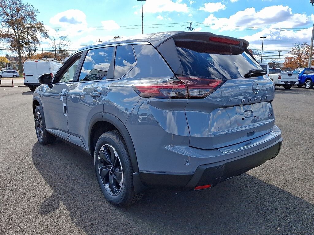 New 2026 Nissan Rogue SV SUV