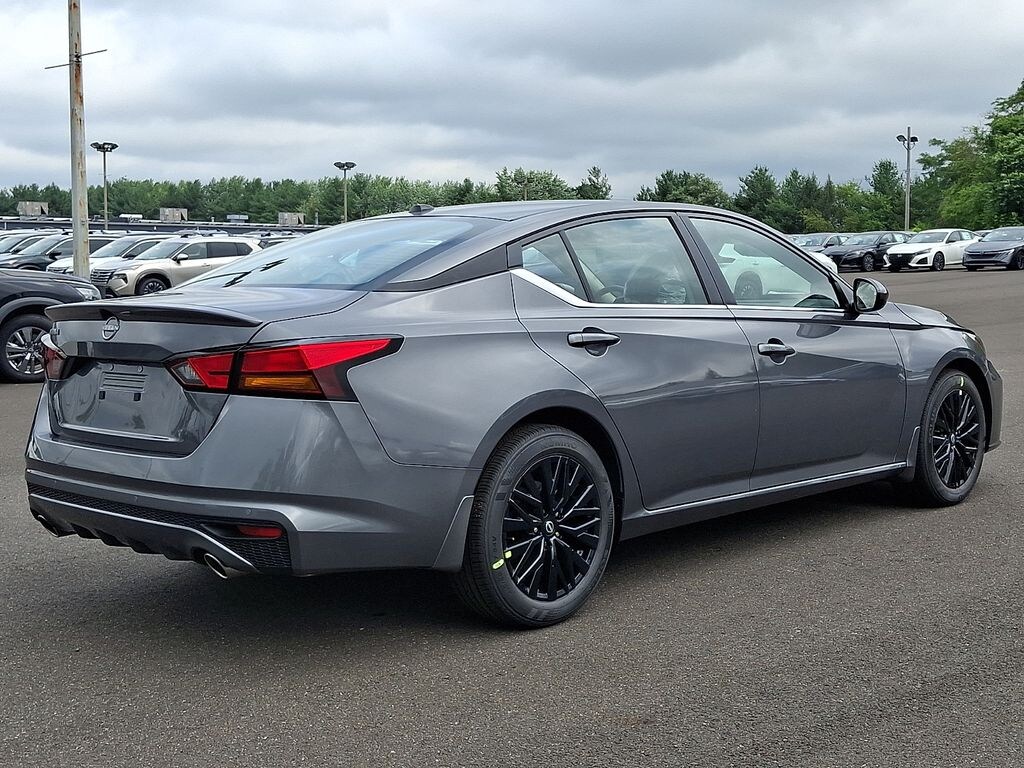 New 2026 Nissan Altima SV Sedan
