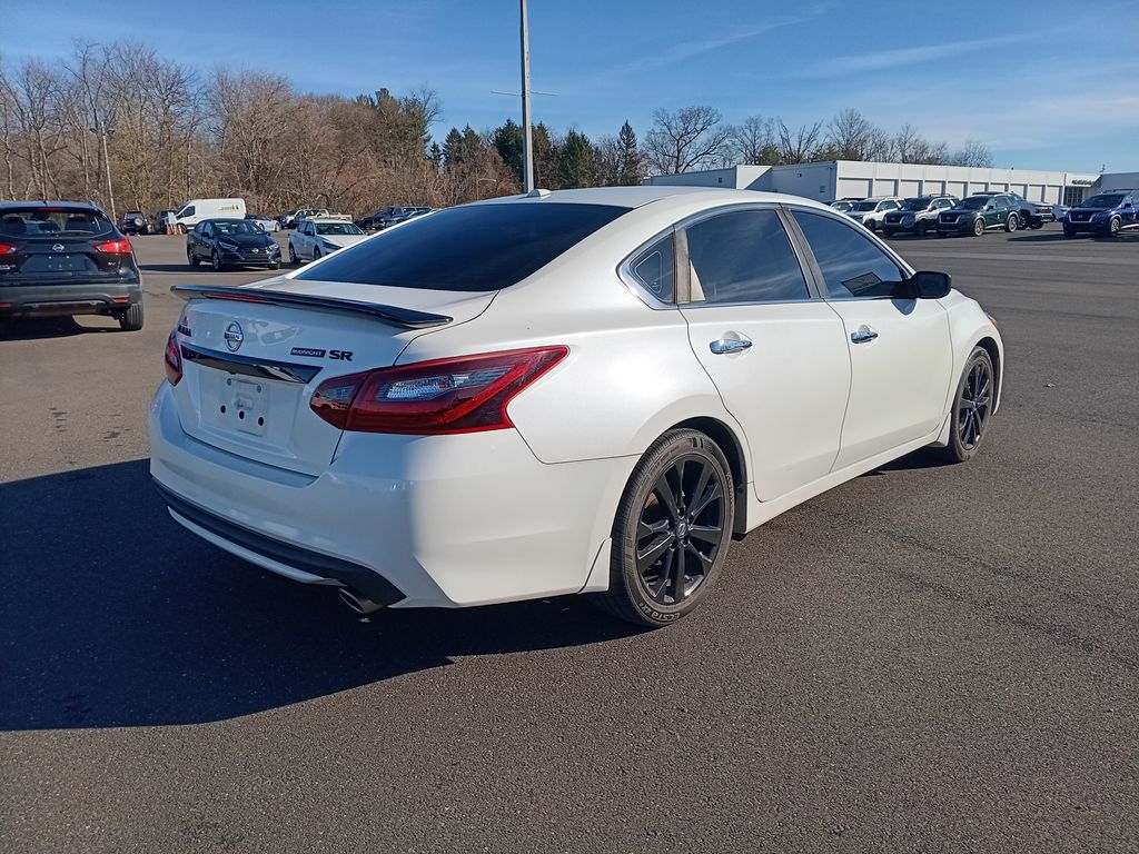 2018 Nissan Altima 2.5 SR photo 3