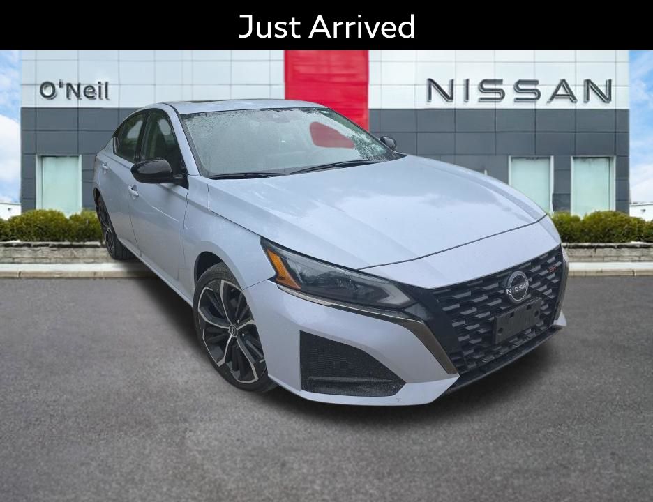 2023 Nissan Altima 2.5 SR AWD's photo