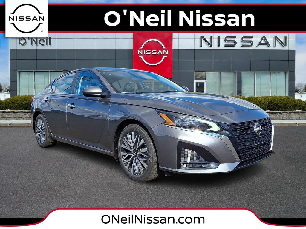 New 2025 Nissan Altima SV Sedan