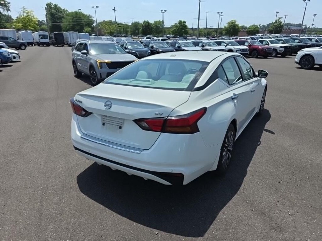 Certified 2023 Nissan Altima 2.5 SV Sedan