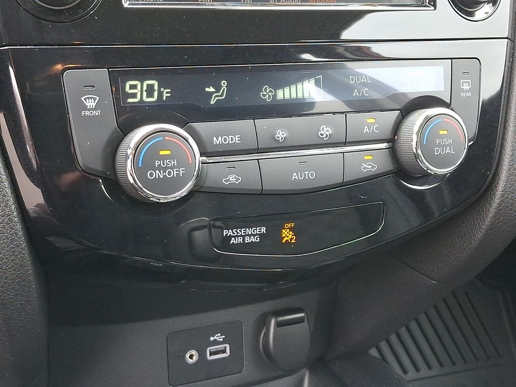2022 Nissan Rogue Sport SV - Photo 14