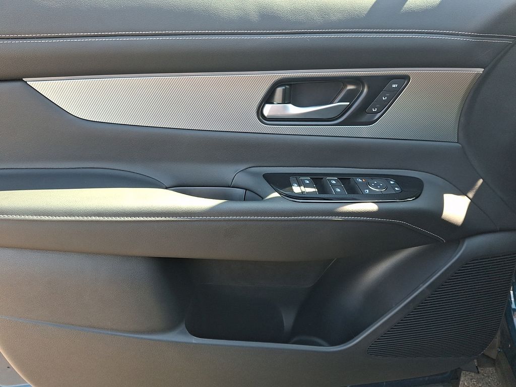 2025 Nissan Murano SL - Photo 8