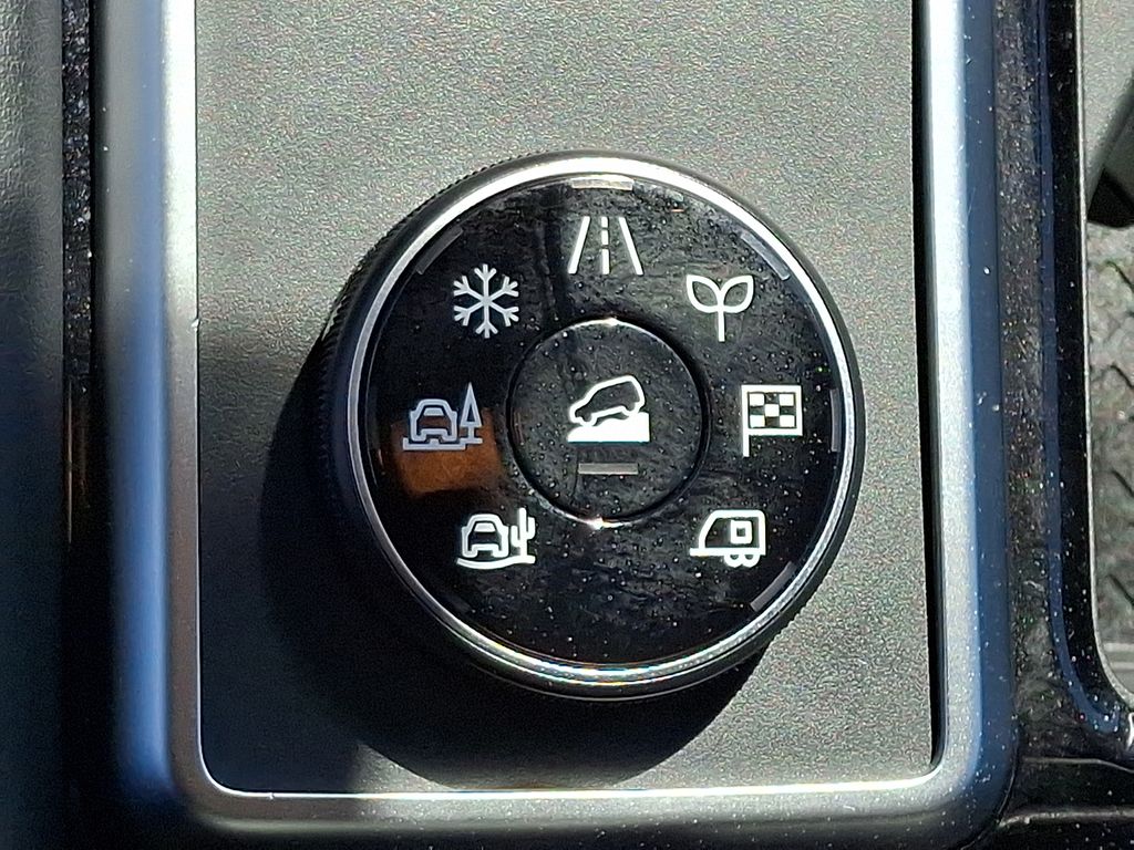 2023 Nissan Pathfinder SL - Photo 25