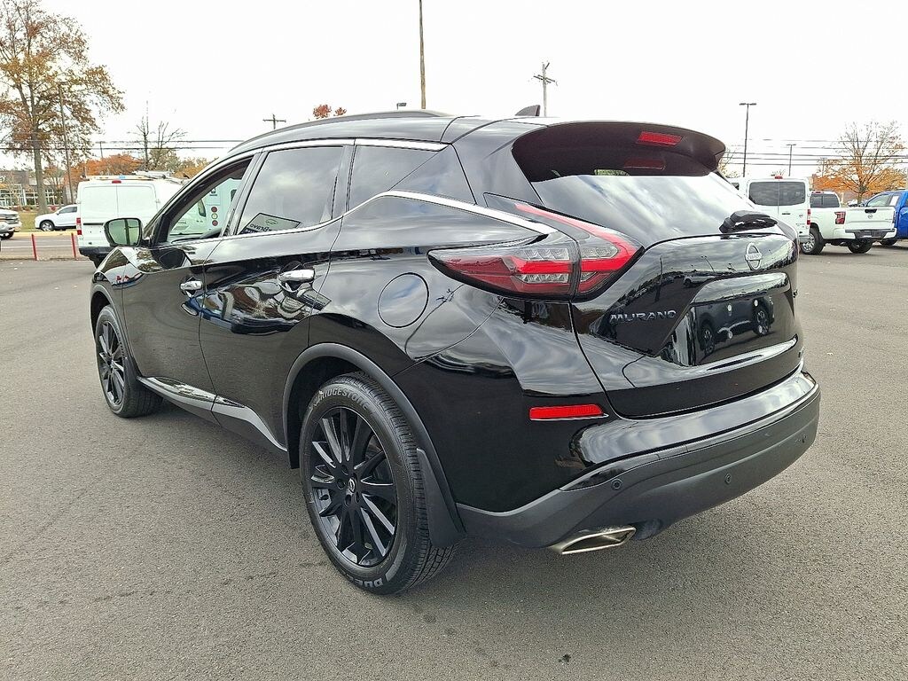 Used 2024 Nissan Murano SV SUV