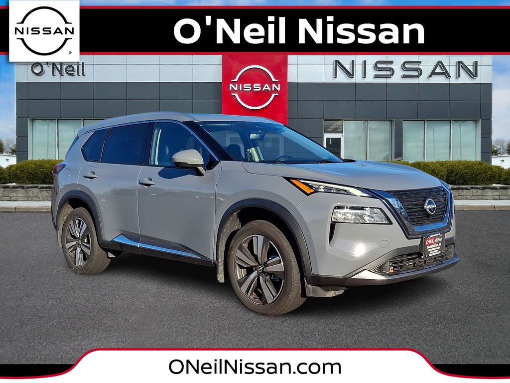 2022 Nissan Rogue SL's photo
