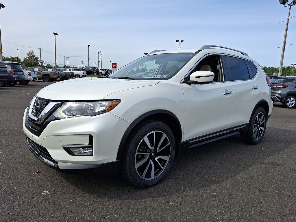 2020 Nissan Rogue SL photo 2