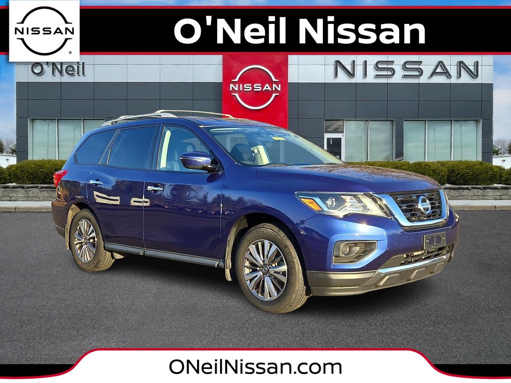 2020 Nissan Pathfinder S's photo