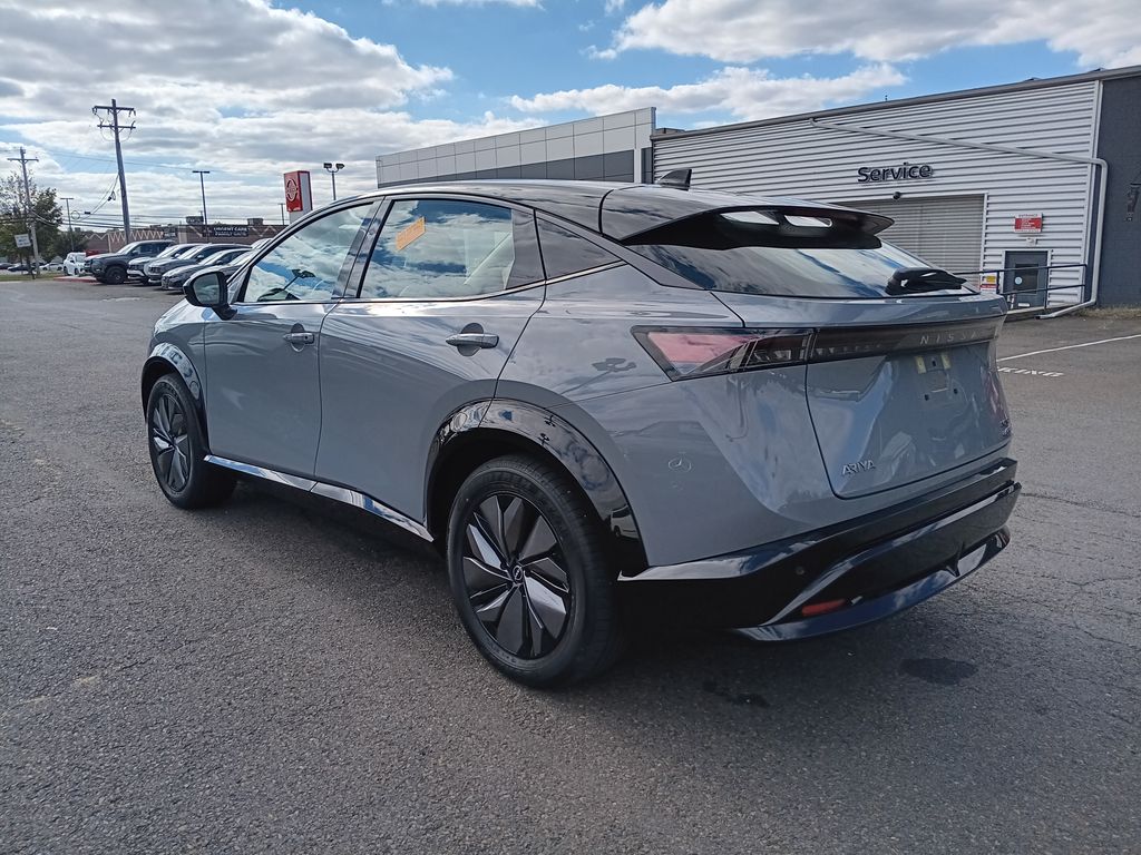 2024 Nissan ARIYA Engage Evolve+ Empower photo 3