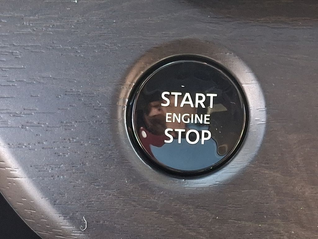 2025 Nissan Murano SL - Photo 16