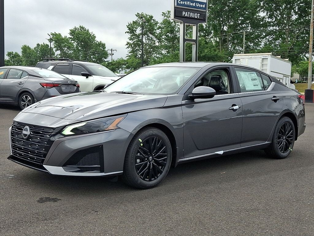 New 2026 Nissan Altima SV Sedan