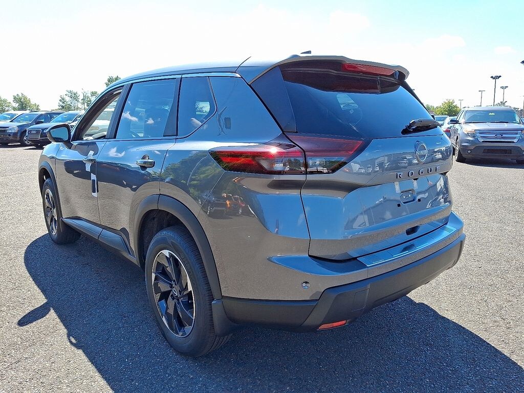 New 2026 Nissan Rogue SV SUV