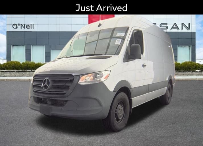 2021 Mercedes-Benz Sprinter 2500 144 WB 3.0D's photo