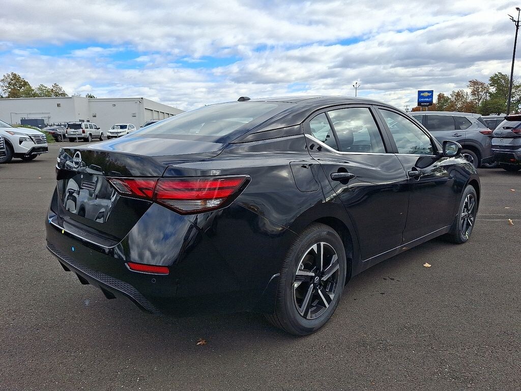 New 2025 Nissan Sentra SV Sedan