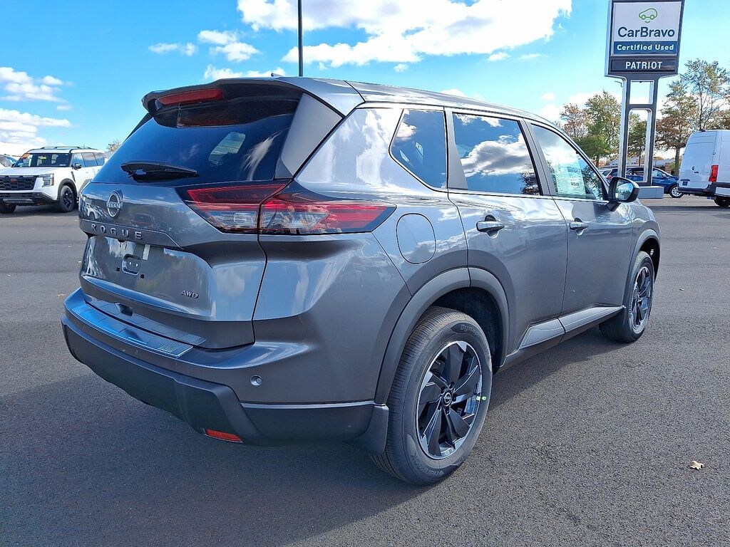 New 2026 Nissan Rogue SV SUV