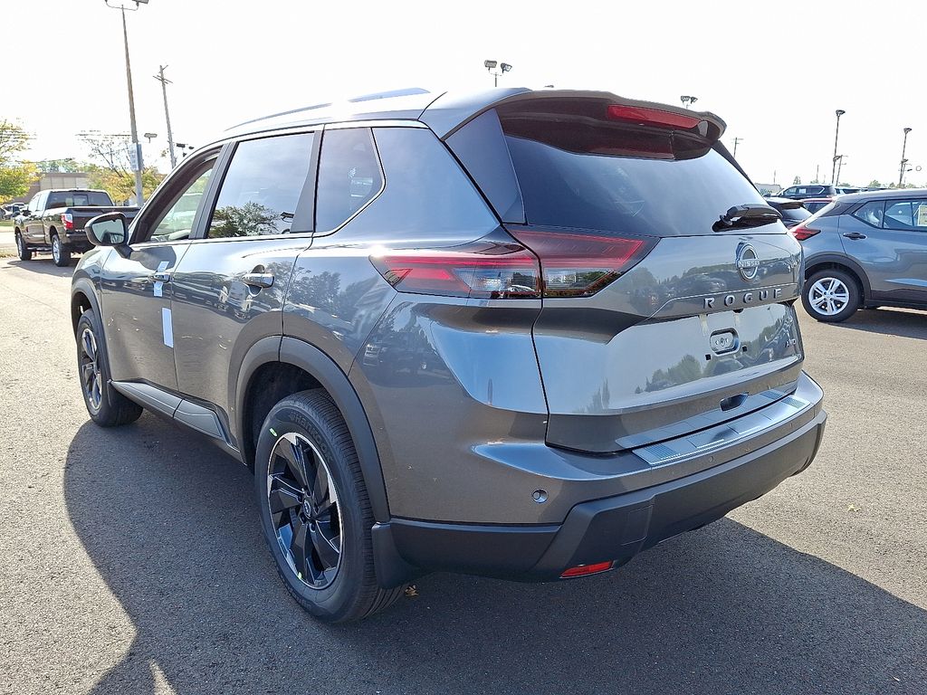 2026 Nissan Rogue SV photo 2