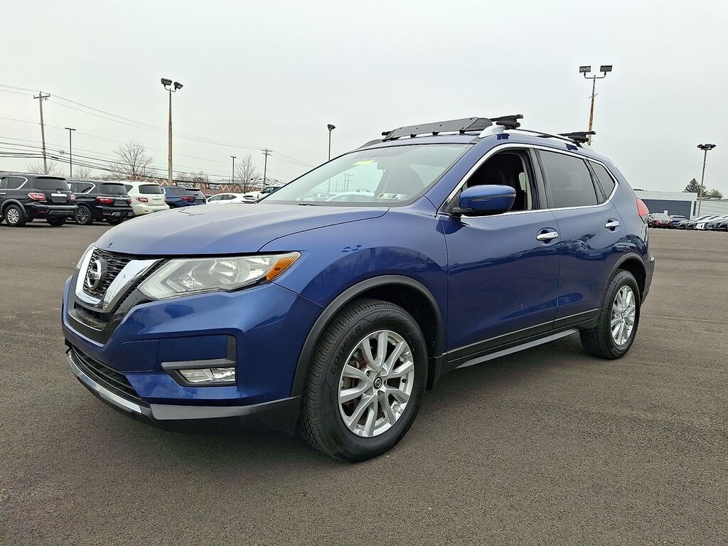 Used 2017 Nissan Rogue SV SUV