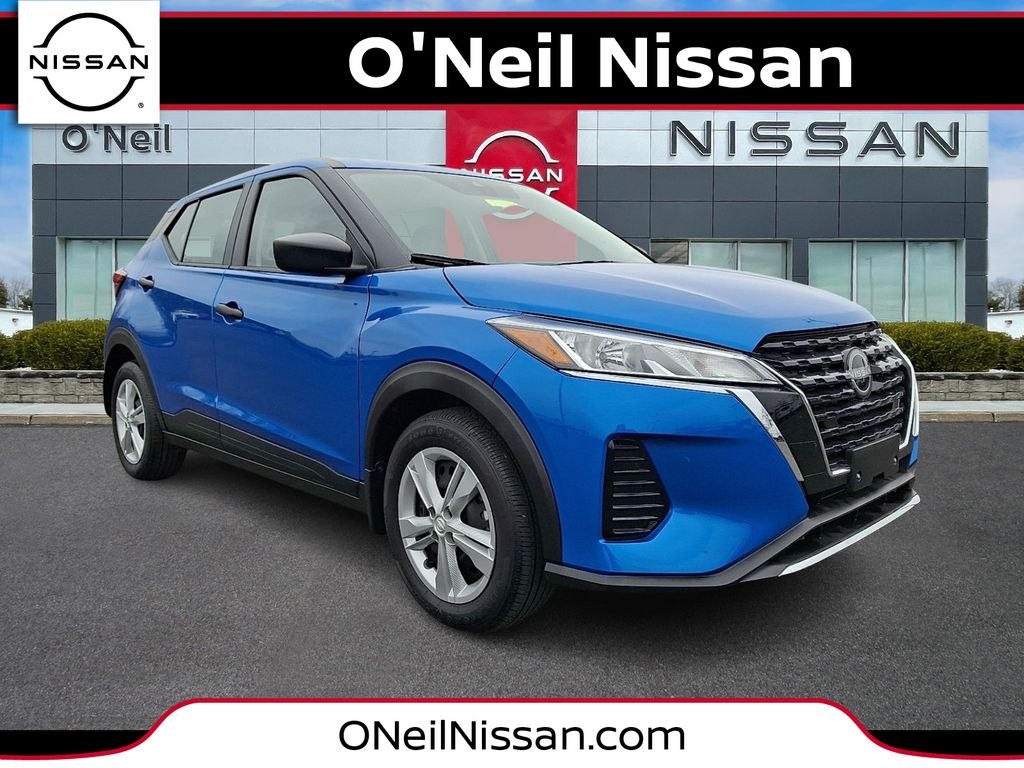 2024 Nissan Kicks S's photo