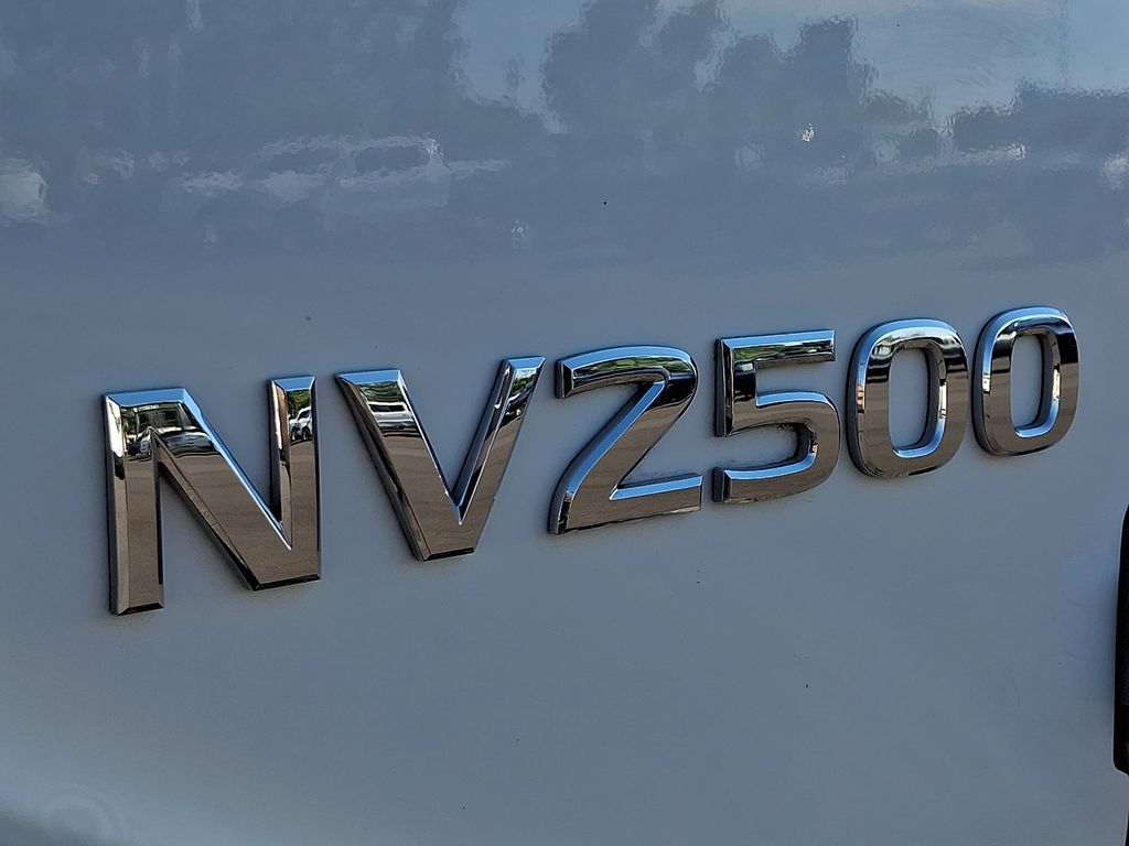 2021 Nissan NV Cargo SV - Photo 30
