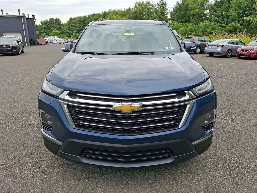 Used 2023 Chevrolet Traverse LT Cloth w/1LT SUV