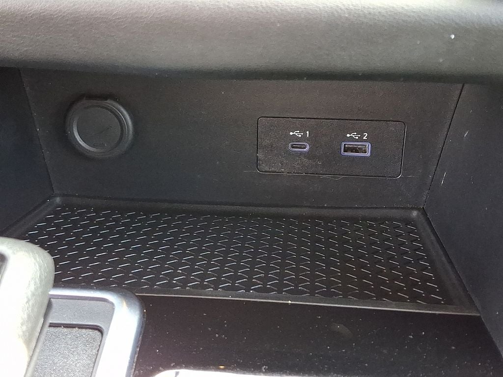 2023 Nissan Pathfinder SV - Photo 25