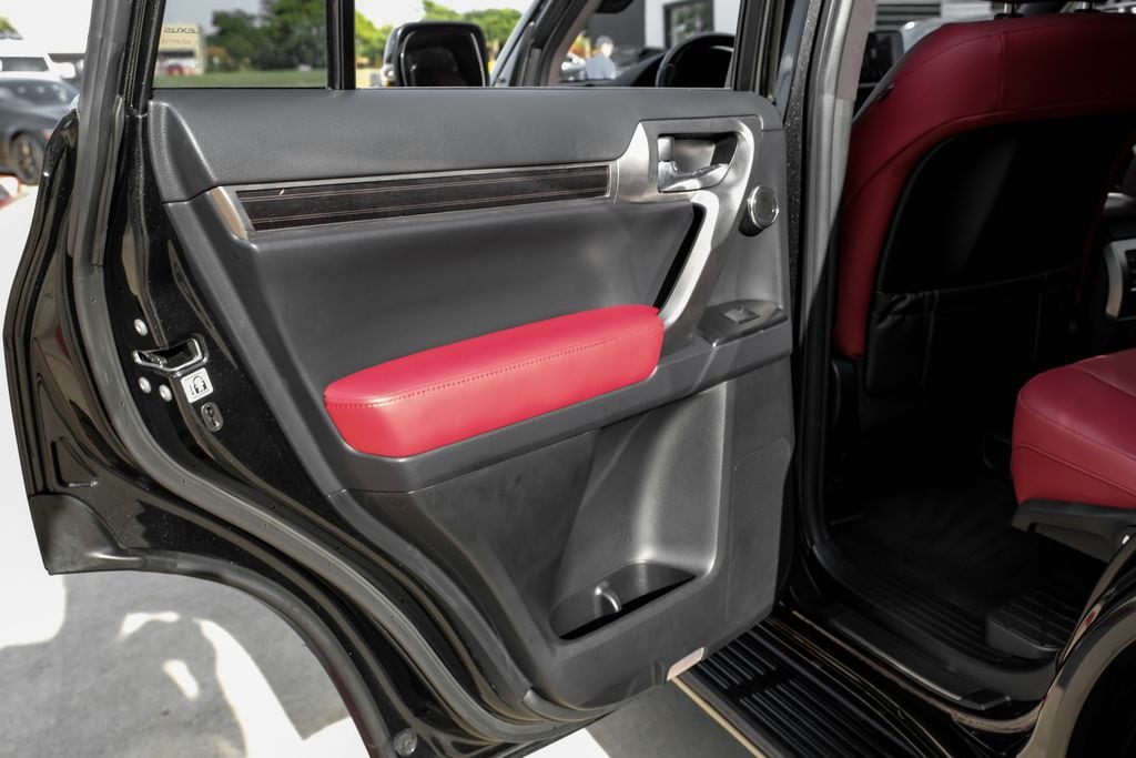 2023 Lexus GX PREMIUM - Photo 39