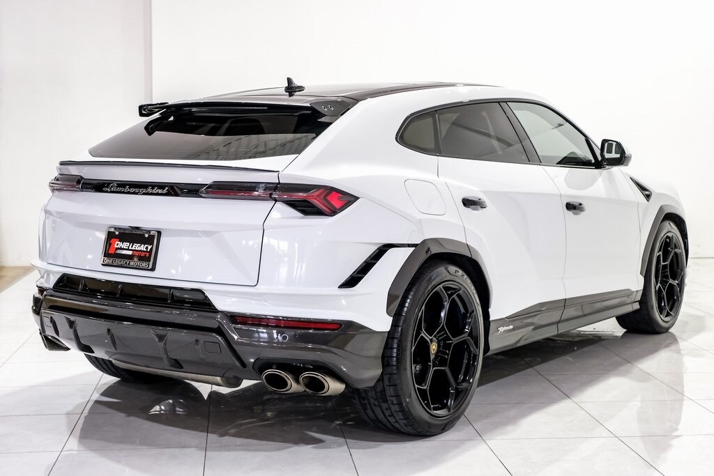 2024 Lamborghini Urus Performante photo 4