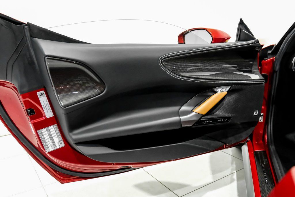 2022 Ferrari SF90 Base - Photo 34