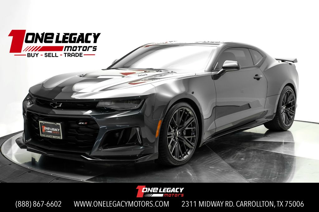 2018 Chevrolet Camaro ZL1's photo