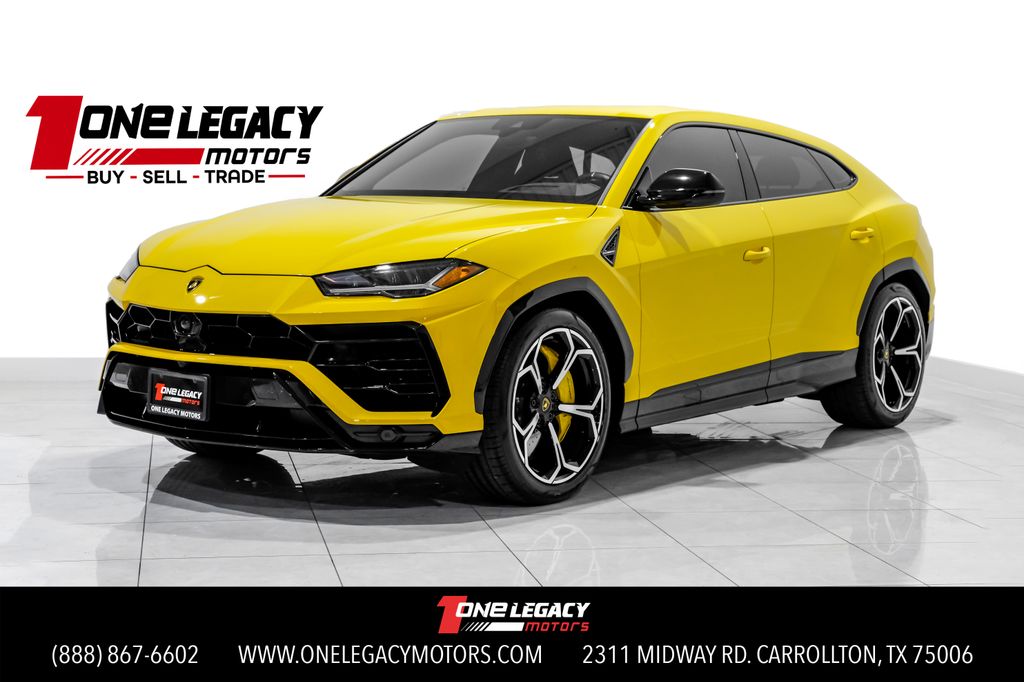 2022 Lamborghini Urus 4.0 V8 Graphite Capsule's photo