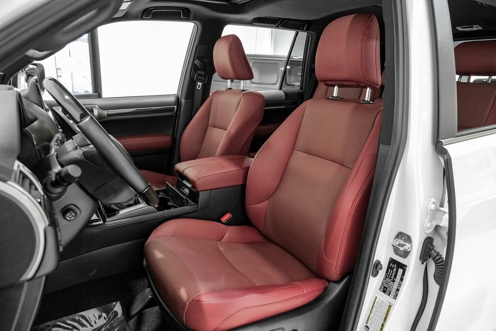 2023 Lexus GX 460 photo 4